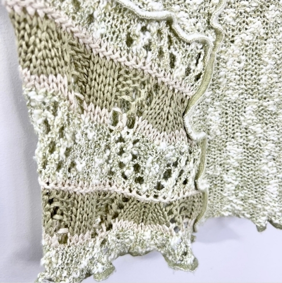 Sage green beaded lace short sleeve knit sweater L - Picture 5 of 13